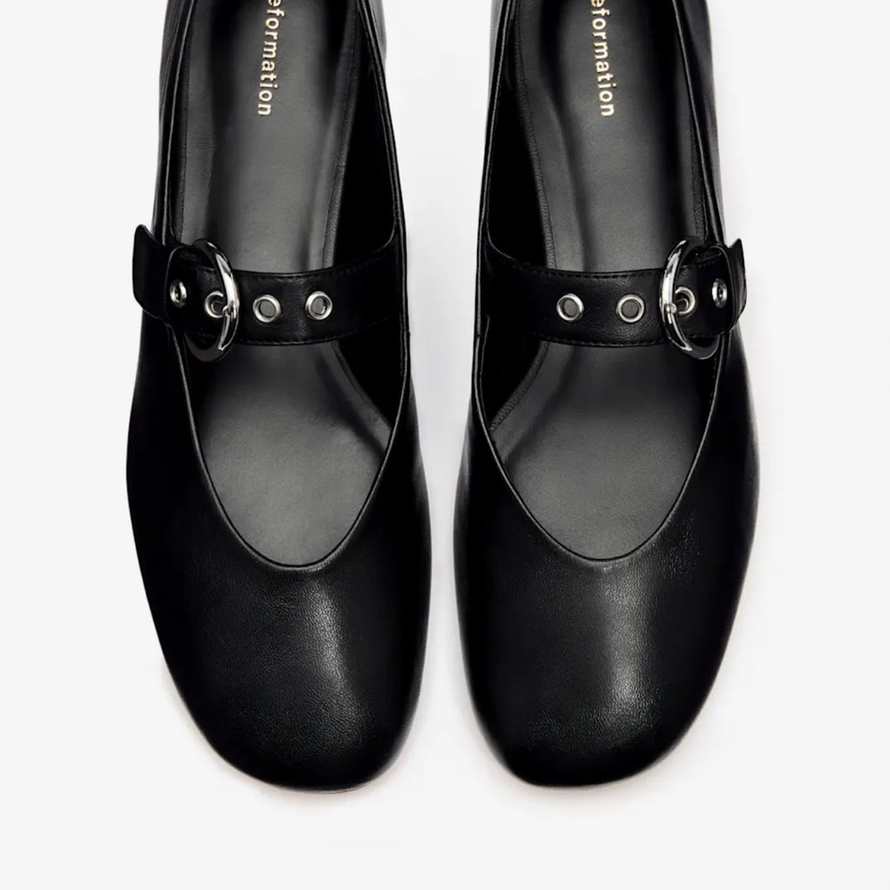 Reformation Bethany Mary Jane - Black / 7